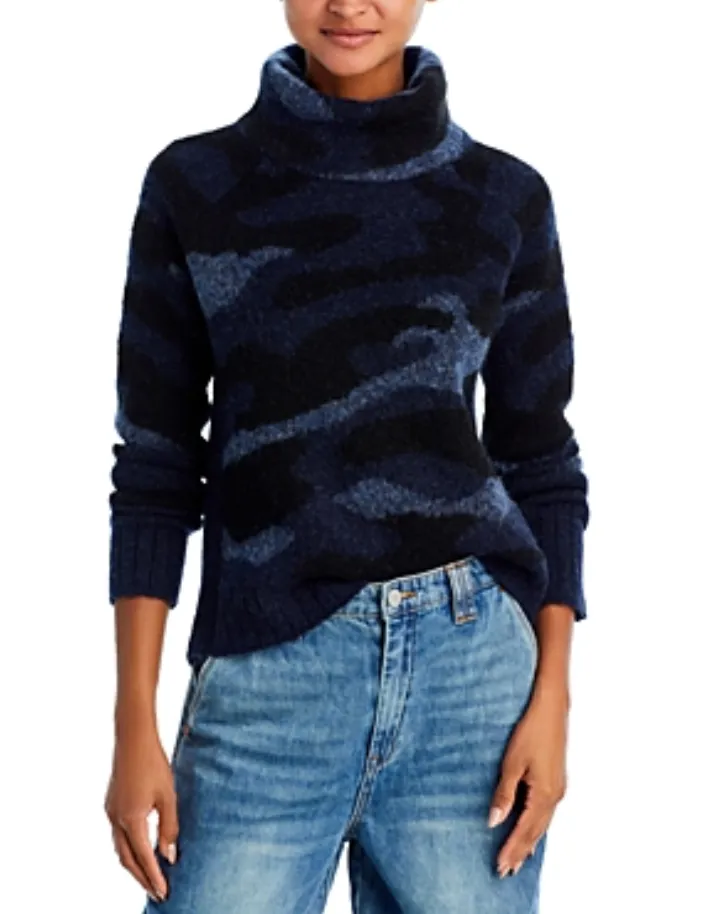 AQUA Long Sleeve Camo Sweater