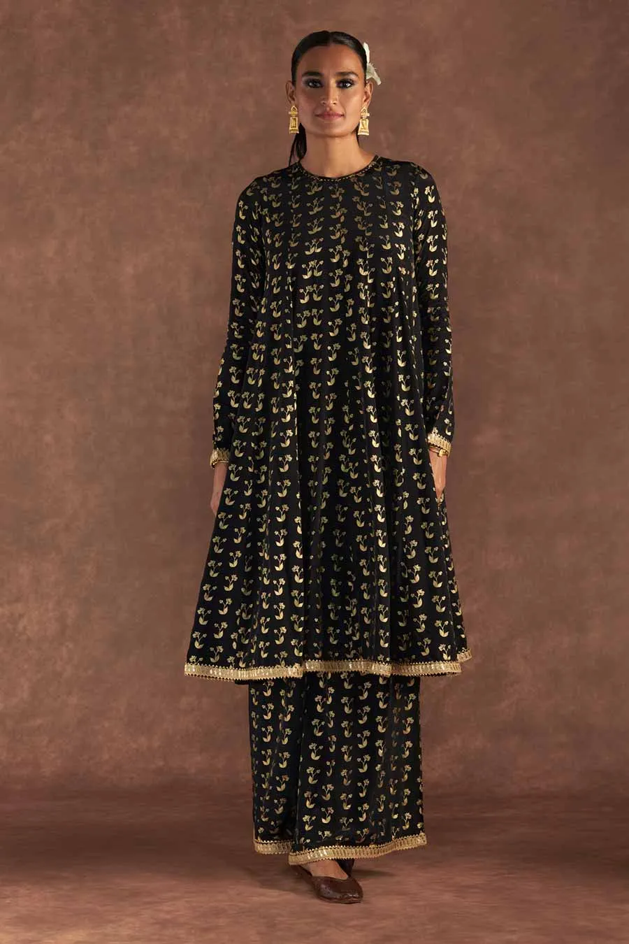 Black Springbud Embroidered Kurta Set