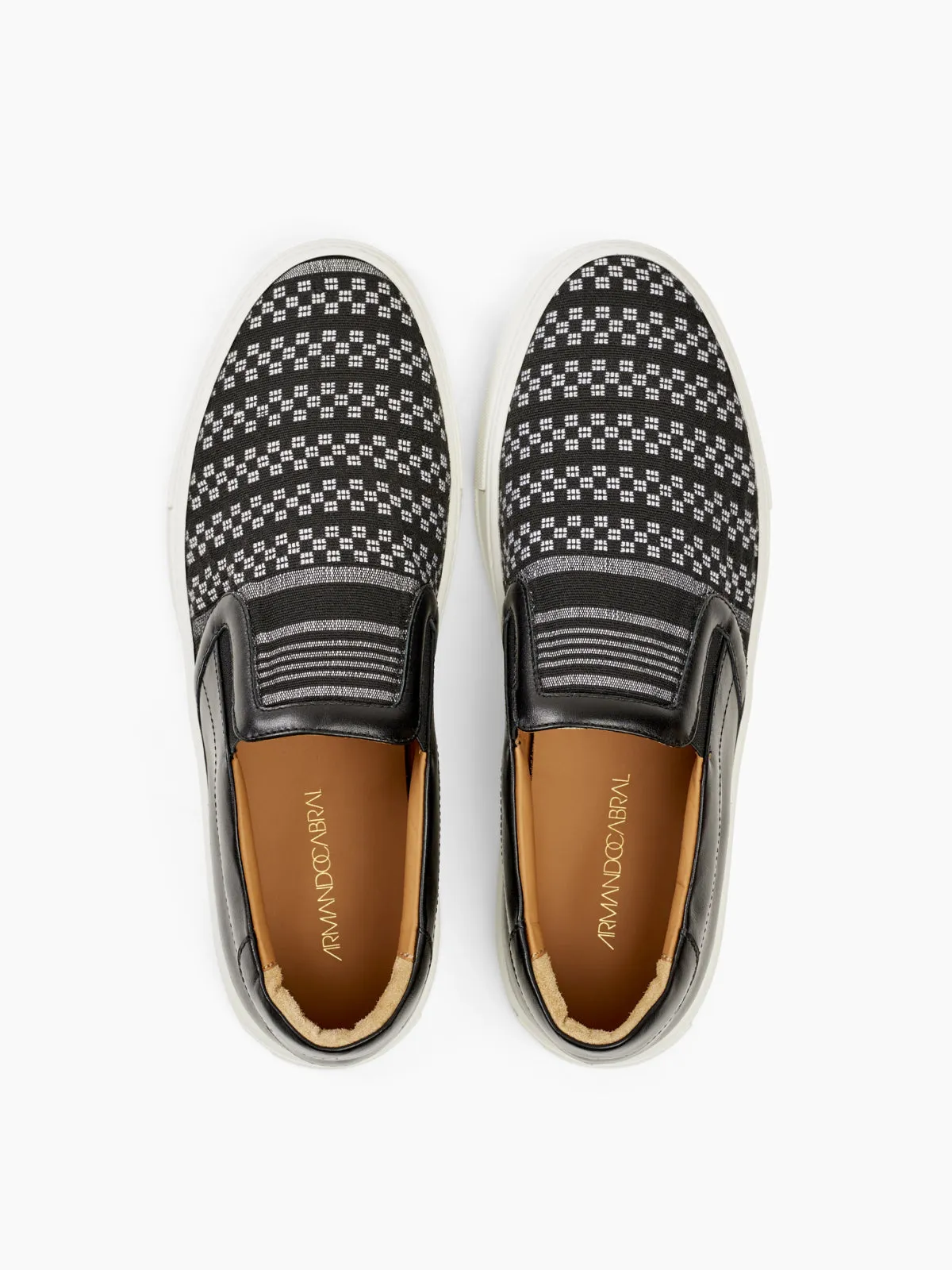 EMPADA V Slip-on Sneaker