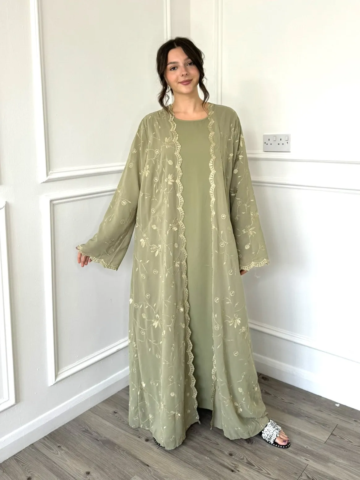 Issy Abaya - Sage Green