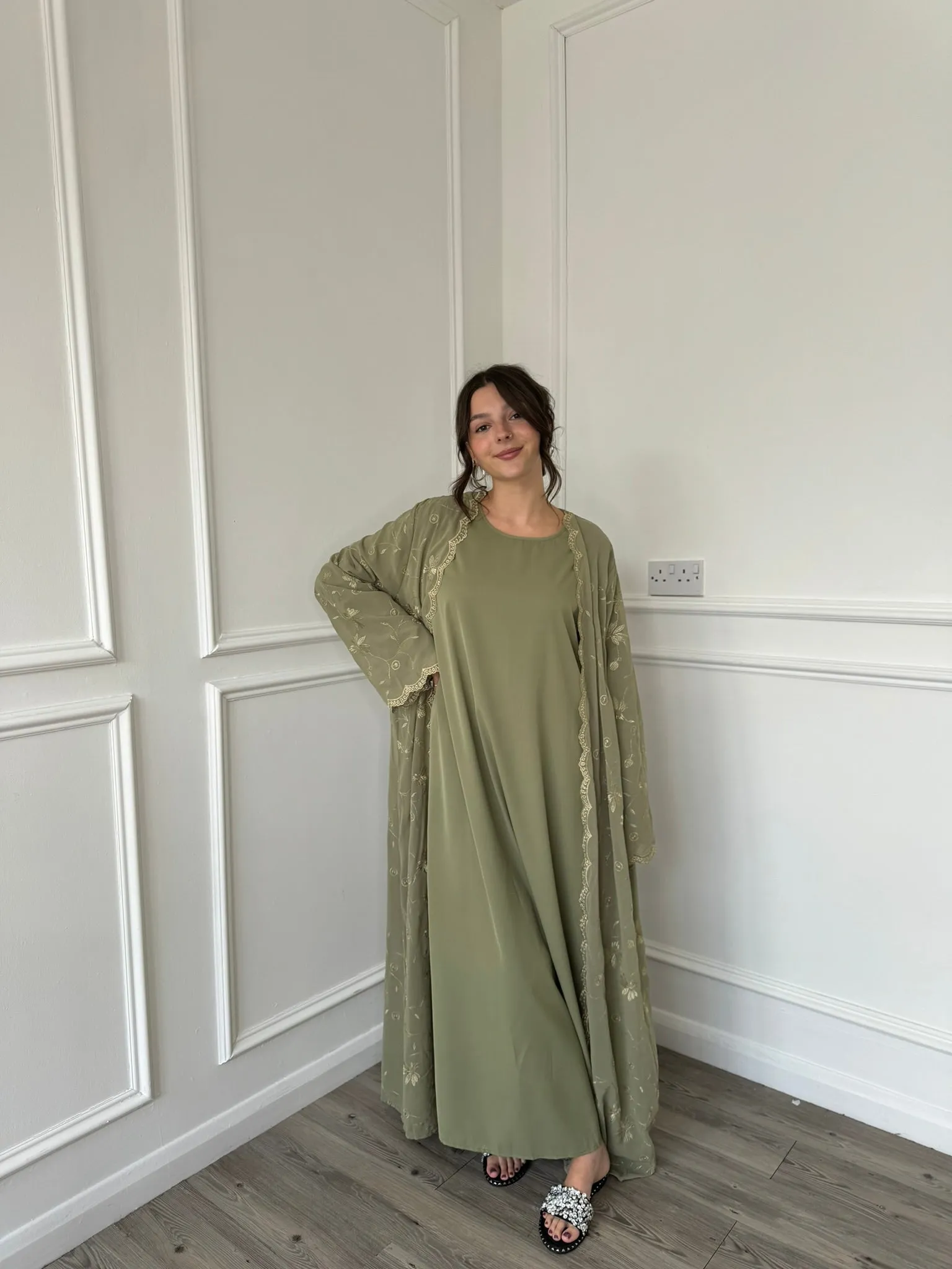 Issy Abaya - Sage Green