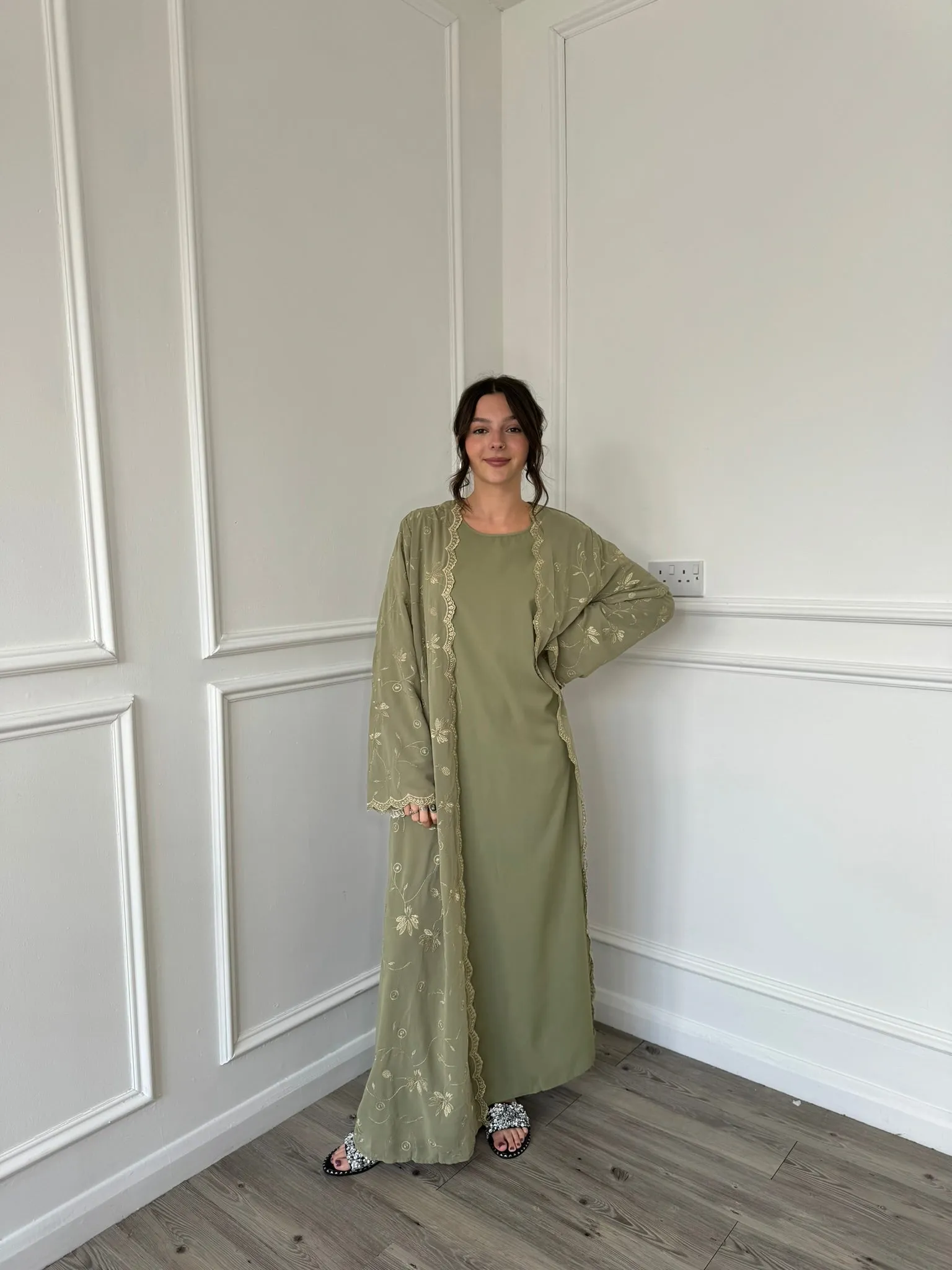 Issy Abaya - Sage Green