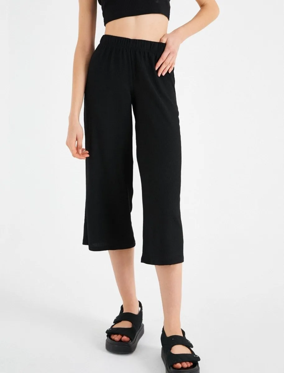 Knit Culotte Pants in Black