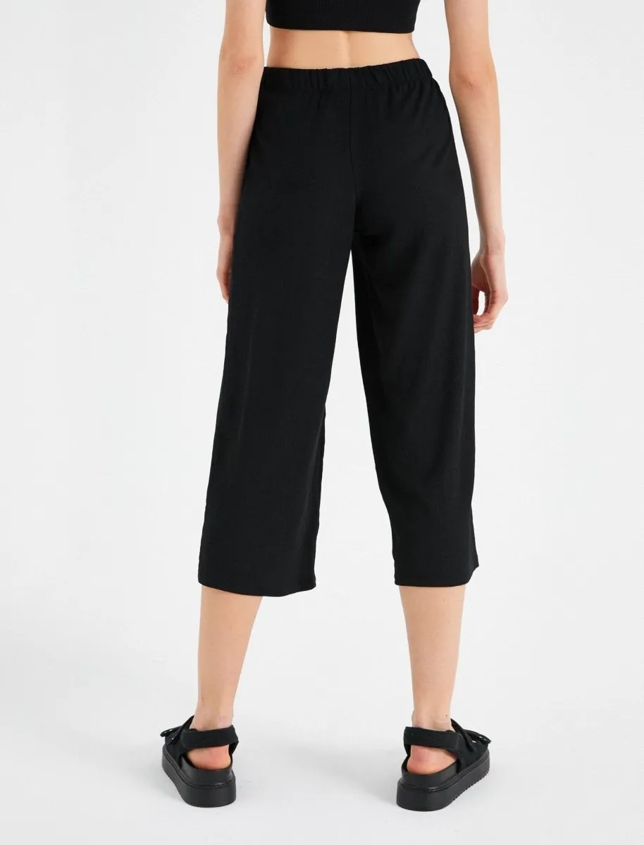 Knit Culotte Pants in Black