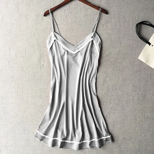 V-neckline Slip